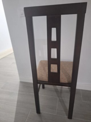Conjunto de 6 sillas de madera