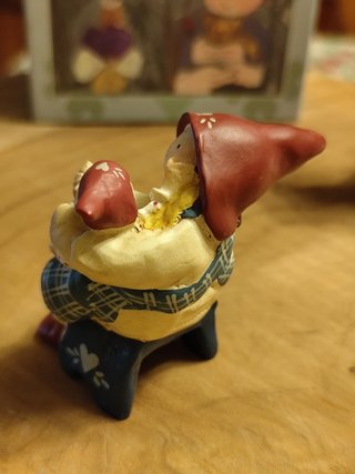 Set de 5 Figuras de Gnomos con Bebés