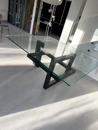 Mesa de cristal moderna