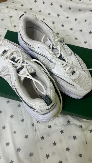 Zapatillas Lacoste Chunky Blancas y Plateadas