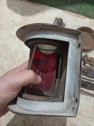 Lote de objetos antiguos.