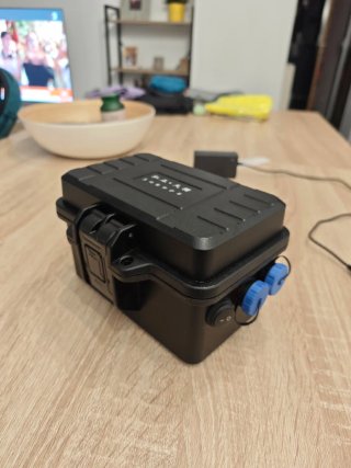 Batería de Litio 12v 15Ah en Caja Estanca