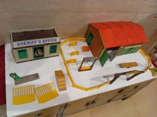 Granja y Oficina del Sheriff Playmobil