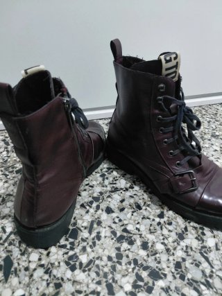 Botines Stradevarios Marrones y Morados