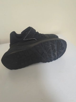 Botines Skechers Negros Niño