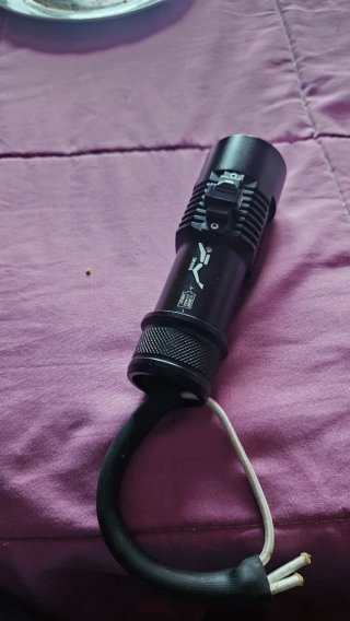 Linterna para Pesca Submarina