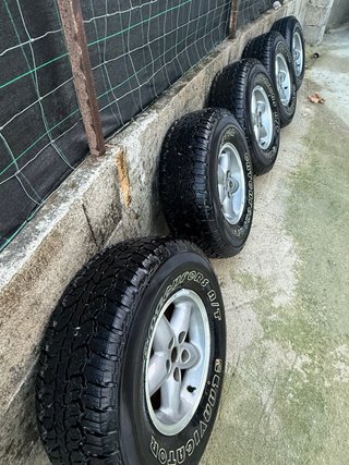 Llantas y neumáticos Jeep Cherokee XJ