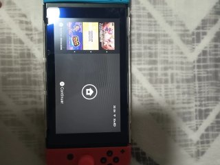 Nintendo Switch Azul y Rojo
