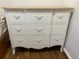 Cómoda Vintage Blanca