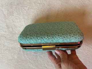 Clutch de fiesta vintage verde azulado y dorado |