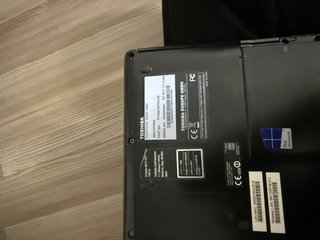 Ordenador portátil Toshiba negro