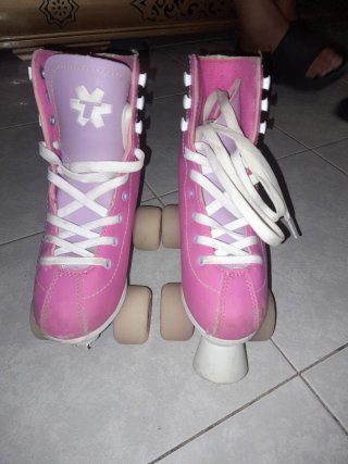 Patines rosas y lilas talla 36