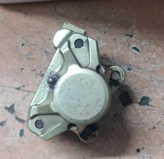 Pinza de Freno Trasera Brembo Yamaha Aerox