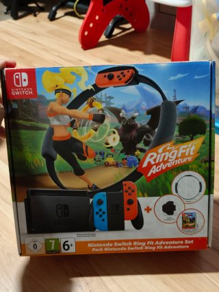 +Juegos: Nintendo Switch V2 + Ring Fit Adventure