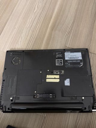 Ordenador portátil Toshiba negro