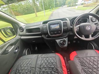 Opel Vivaro 1.6 CDTI deportivo Camperizada