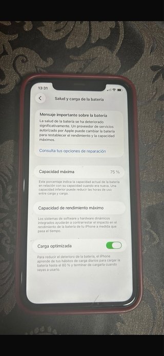 iPhone 11 Negro con funda y cargador