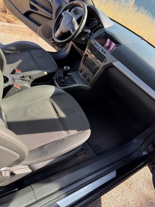 Opel Astra 2007