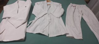 2 Kimonos de Karate y Judo