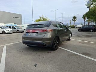 Honda Civic 1.8i 140cv