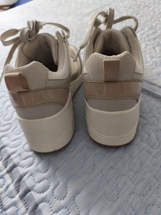 Zapatillas con cuña Skechers