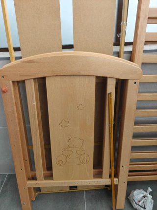 Cuna de Madera con Ruedas