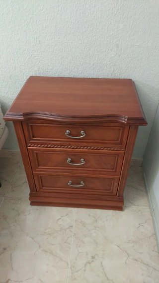 Set de 2 Mesillas de Noche de Madera