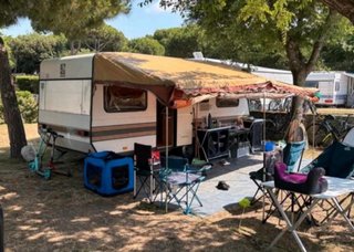 Caravana Knaus Südwind 485 menos 750kg · Solar