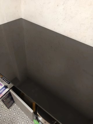 Mesa de Comedor con Sobre de Cristal Negro