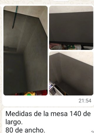 Mesa de Comedor con Sobre de Cristal Negro