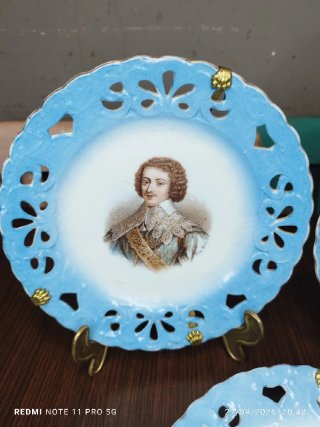 3 Platos Porcelana Calada Antiguos