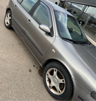 SEAT Leon 2004
