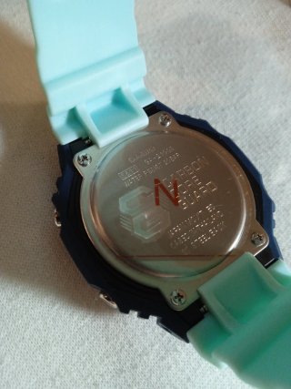 Reloj G-sh0ck GA 2100