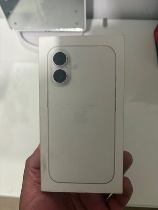 iPhone 16 blanco
