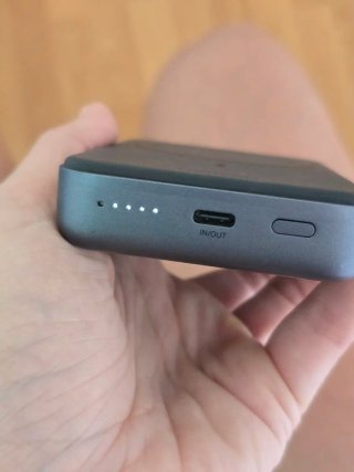 PowerBank Magnética Ugreen 10000mAh, cable incluid