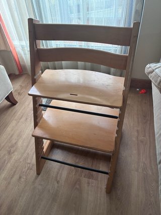 Trona Stokke Tripp Trapp de madera