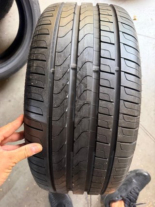 Neumático Pirelli Cinturato P7 245/40R18