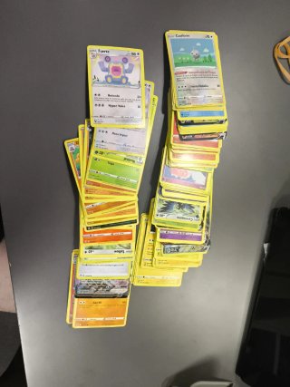 Cartas Pokémon Variadas