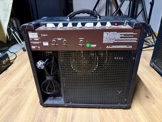Amplificador Laney CUB 12R Válvulas