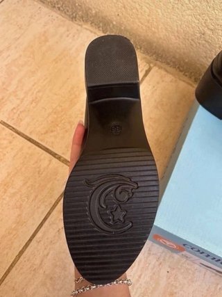 Zapatos de Tacón Negros