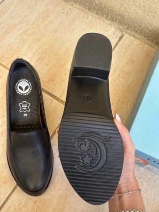 Zapatos de Tacón Negros