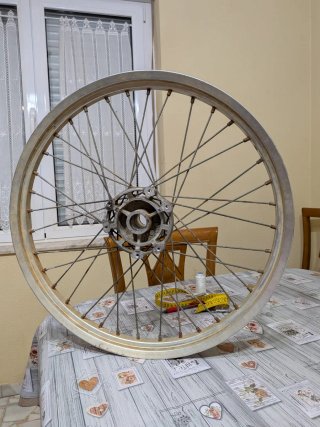Llantas Moto 18 y 21