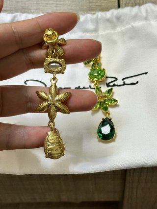 Pendientes Oscar de la Renta