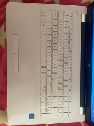 Portátil HP Negro y Blanco