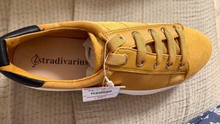 Bambas Plataforma Ocre Stradivarius