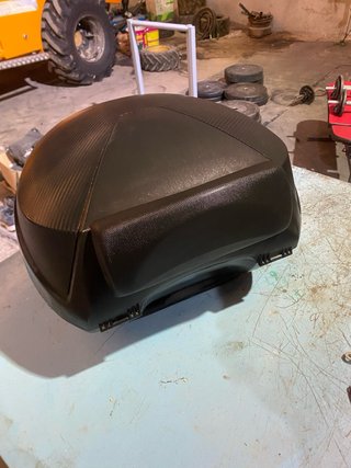 Baúl de moto SHAD SH39 Carbon 39L
