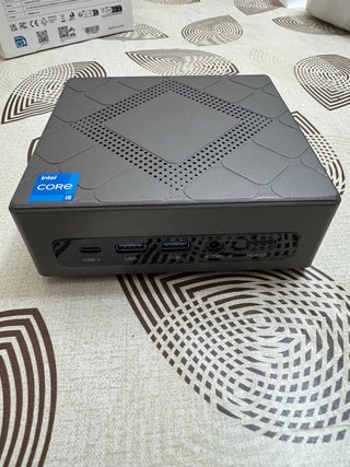 Mini PC Nipogi Gris