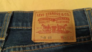 Pantalón Levis chica Talla XS W26 L32