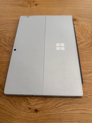 Microsoft Surface 4