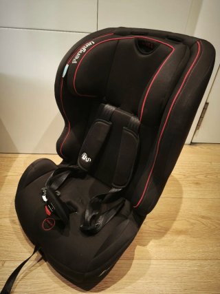 Silla de coche para niño Penguin Isofix.